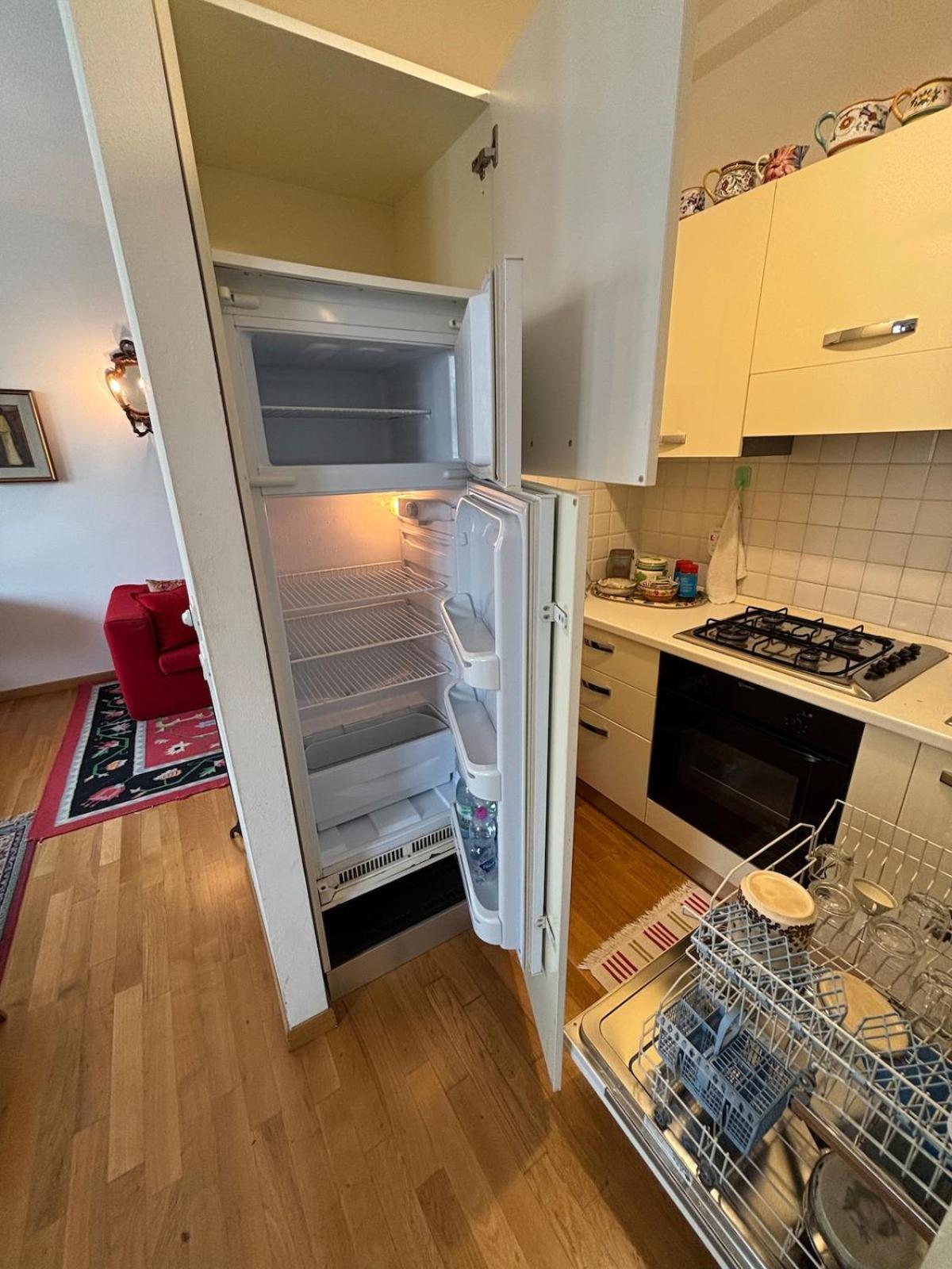 Beautiful New Apartment, Near Torre Di Піза Екстер'єр фото